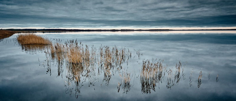 Wandbild - Spiegelglatter See - Ausrichtung_Panorama, Ausrichtung_Quer, Besonderes_Meer, Farbe_Blau, Fotograf_Fabian Hothan